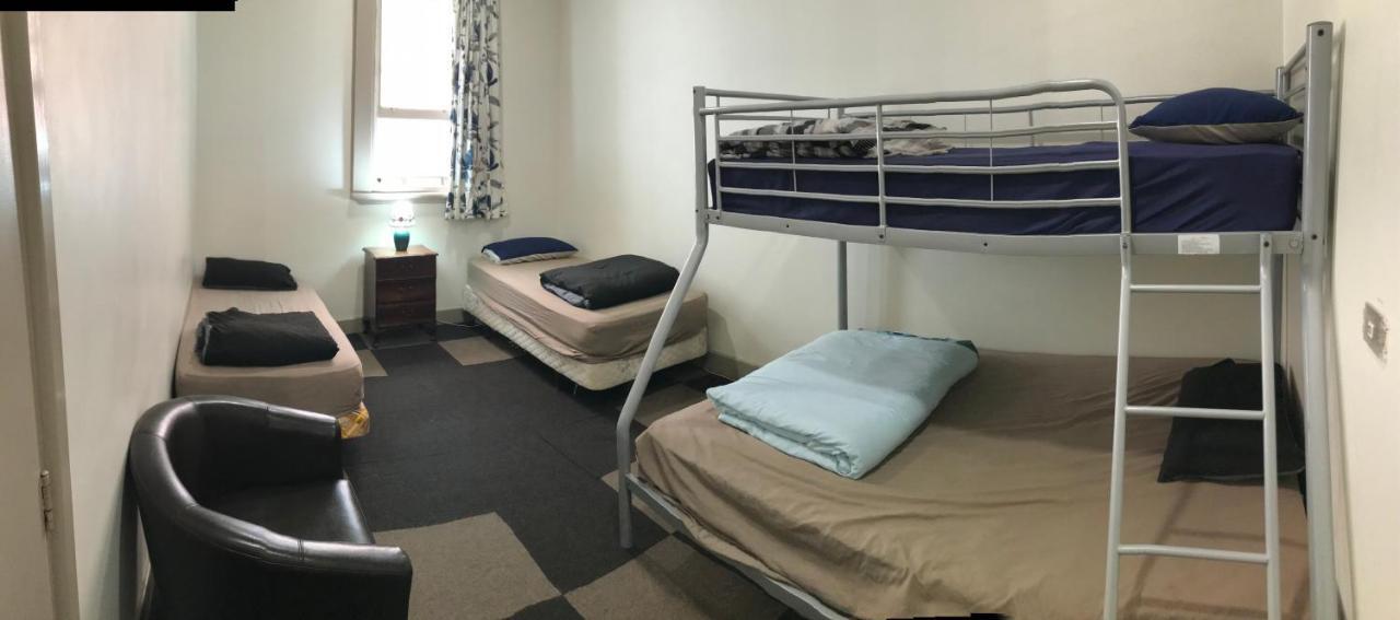Geeky Gecko Backpackers Hostel Dunedin Luaran gambar